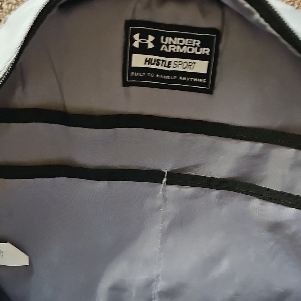 Under Armour Gray Camo Backpack - Picture 3 of 10